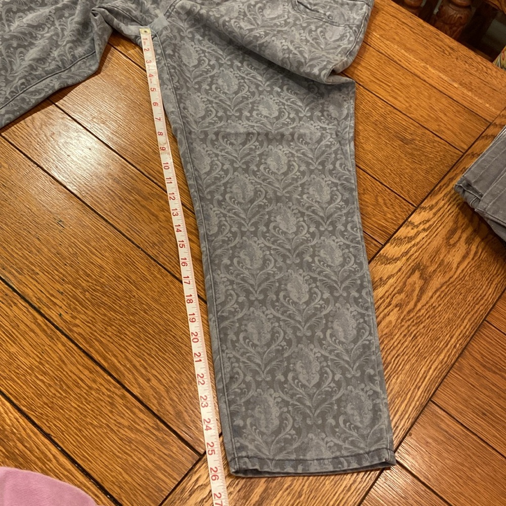 Chicos perfect stretch girlfriend slim leg ankle, Chicos size 1.5=size 10 - Picture 7 of 10